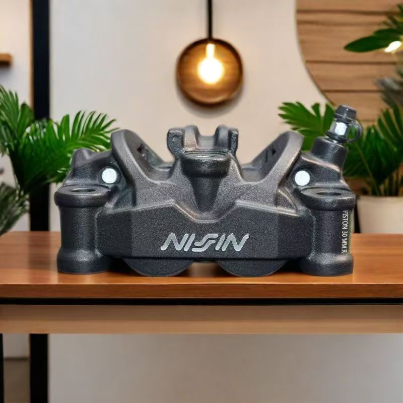 Forged Front Brake Caliper 4 Piston - Motorfiets Nissin gesmede remklauw asymmetrisch 4-zuiger